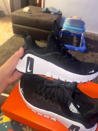 Zapatillas Nike Negras y Blancas