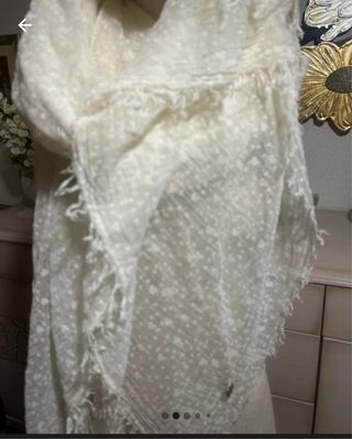 Maxi foulard bianco in tulle