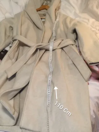 Abrigo Largo con Capucha Stradivarius Talla L