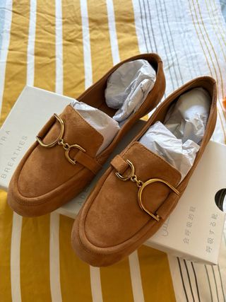 Mocasines Geox Ante Marrón con Detalle Dorado