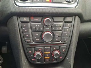 Opel Meriva 1.6 CDTi SANDS Selective 81 kW (110 CV)