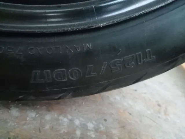 Rueda de repuesto 17