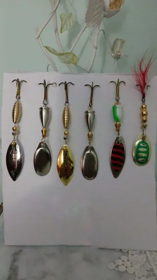 Set 6 eseñuelos pesca variados