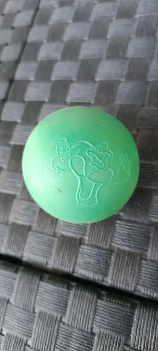 PELOTA ZAPATOS GORILA ANTIGUA