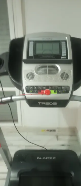 Tapis roulant BLADEZ TR202i