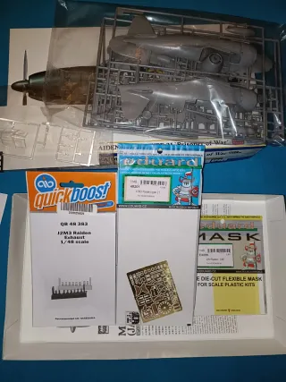 Aereo Kit Mitsubishi J2M3 Raiden Hasegawa 1/48