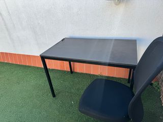 Mesa de comedor Ikea negra