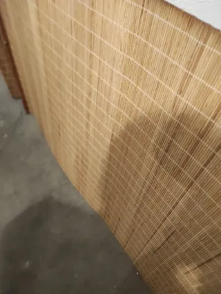 Cortinas de bambú enrollables 1,60x1m 2x20€