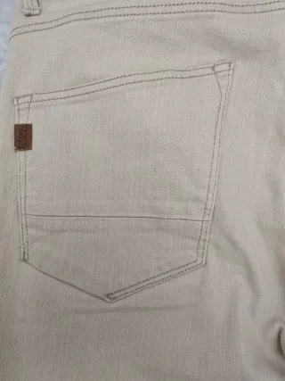 Pantalón de hombre Tiffosi modelo Tyler beige
