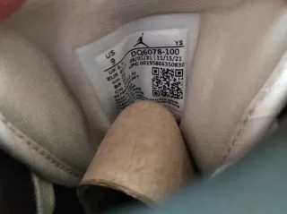 Air Jordan 1 mid 40.5