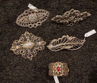 Lote 5 Pinzas para el Pelo Doradas