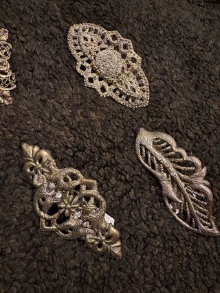 Lote 5 Pinzas para el Pelo Doradas