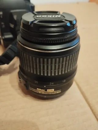 Fotocamera Digitale Nikon D3000 custodia scatola