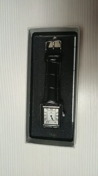 Reloj de hombre esfera cuadrada