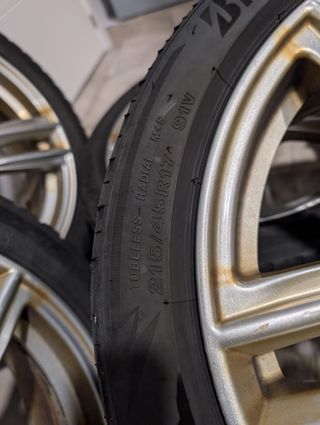 Llantas 5 tornillos con neumáticos