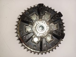 Buje trasero corona Benelli BN 125 de 2024