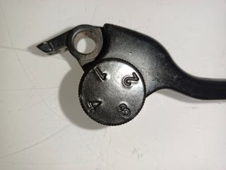 Maneta freno derecha Benelli BN 125 de 2024