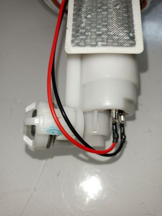 Bomba gasolina Benelli BN 125 de 2024