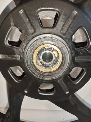 Llanta delantera Benelli BN 125 de 2024