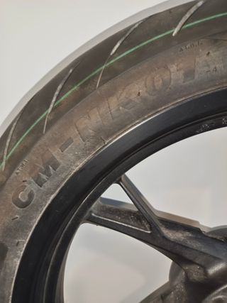 Llanta trasera Benelli BN 125 de 2024