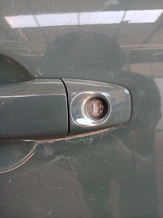 BOMBIN PUERTA DELANTERA IZQUIERDA DACIA SANDERO III