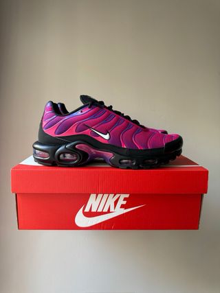 Nike Air Max Plus TN Rebellious Fireberry [42.5]