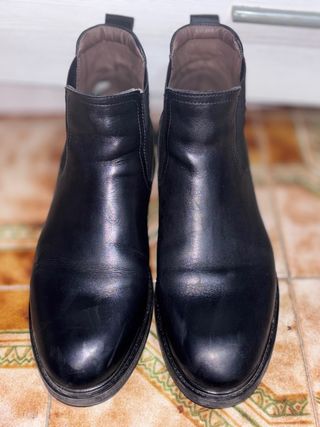 Botas de cuero negras