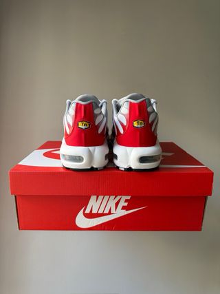 Nike Air Max Plus TN White University Red [45]