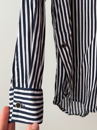 Blusa ZARA rayas azul marino y blanco