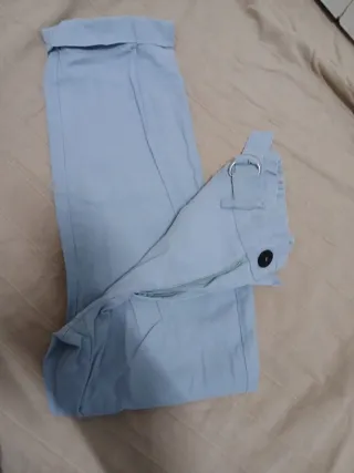 Pantalón Bershka vestir azul claro T.32