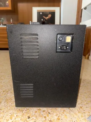 Máquina tragaperras 25 y 100 pesetas