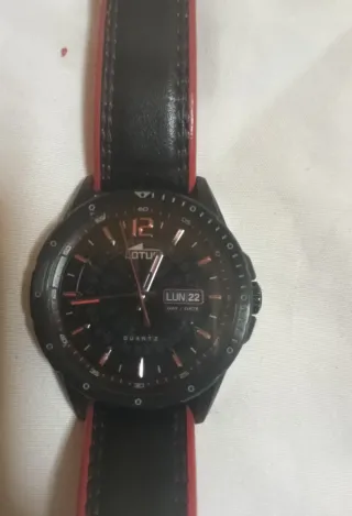 Reloj Lotus Negro y Rojo