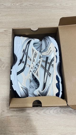 Asics Gel Kayano 14 Plata/Blanco