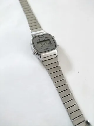 Orologio Casio LA 670 Acciaio Grigio