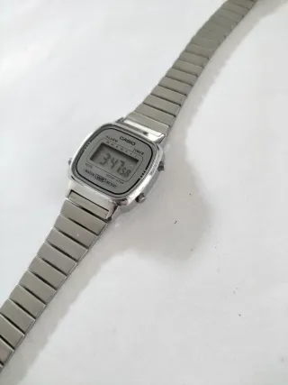 Orologio Casio LA 670 Acciaio Grigio