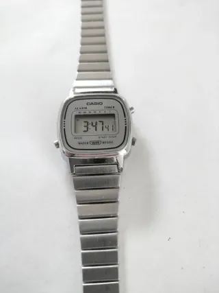 Orologio Casio LA 670 Acciaio Grigio