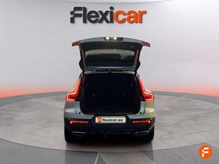 Volvo XC40 2.0 D4 AWD R-Design Auto