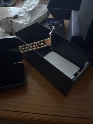 Occhiali da sole Versace dorati e neri