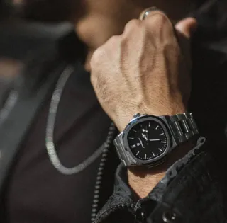 Reloj elegante nuevo, metal o cuero -Valencia+Espa