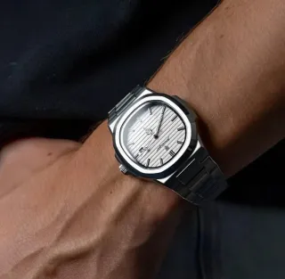 Reloj elegante nuevo, metal o cuero -Valencia+Espa