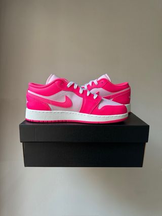Nike Air Jordan 1 Low Hyper Pink Foam
