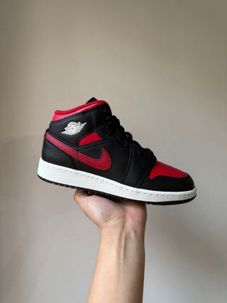 Nike Air Jordan 1 Mid Bred Twist