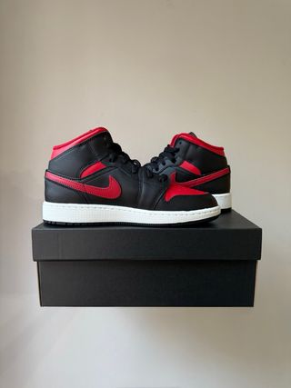 Nike Air Jordan 1 Mid Bred Twist