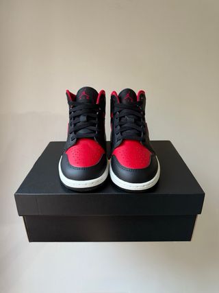 Nike Air Jordan 1 Mid Bred Twist