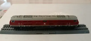 Locomotora N V320 001 DB (Estática)