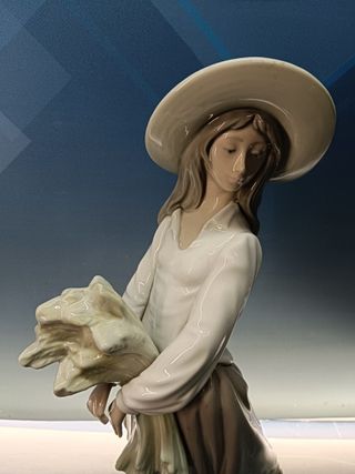Figura Campesina porcelana NAO by LLADRO, 40 cm