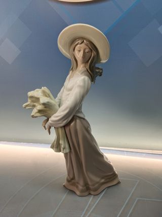 Figura Campesina porcelana NAO by LLADRO, 40 cm