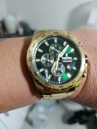 Reloj Festina Dorado Cronógrafo Verde