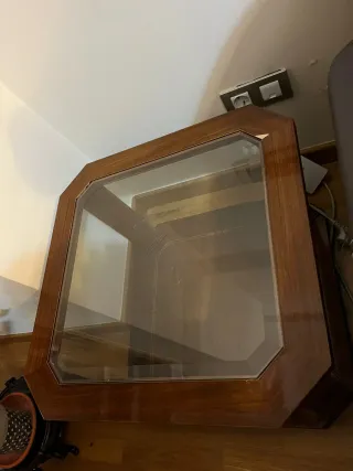 Mesita auxiliar salón madera y cristal