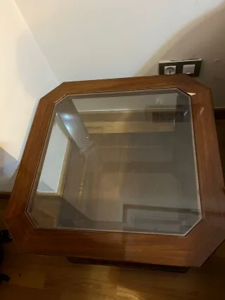 Mesita auxiliar salón madera y cristal